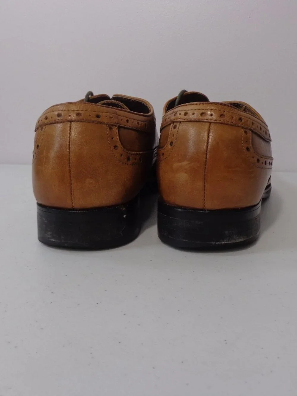 Johnston Murphy Mens Brown Leather Wingtip Oxford Perforate Leather Shoe Sz 9.5M